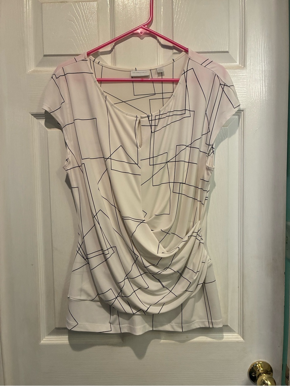 New York & Company Cap-Sleeve Draped Geometric Top
